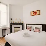 La Teranga De Kadi & Cathy, Avec Jardin Privatif נאנסי