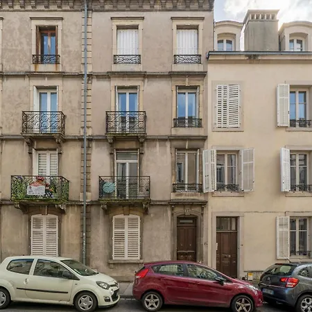 La Teranga De Kadi & Cathy, Avec Jardin Privatif Apartment