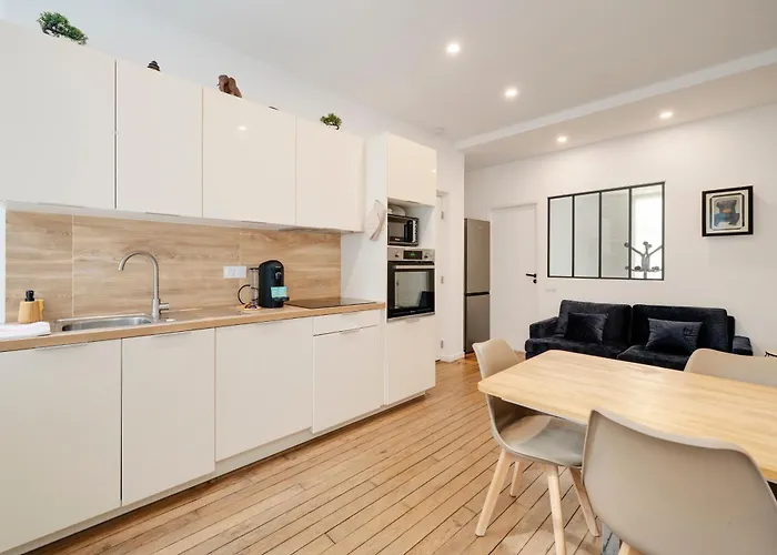 La Teranga De Kadi & Cathy, Avec Jardin Privatif Appartamento