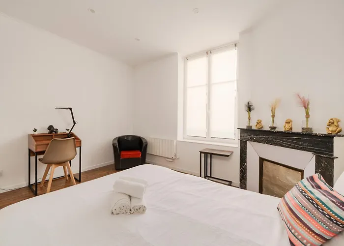 Appartamento La Teranga De Kadi & Cathy, Avec Jardin Privatif *